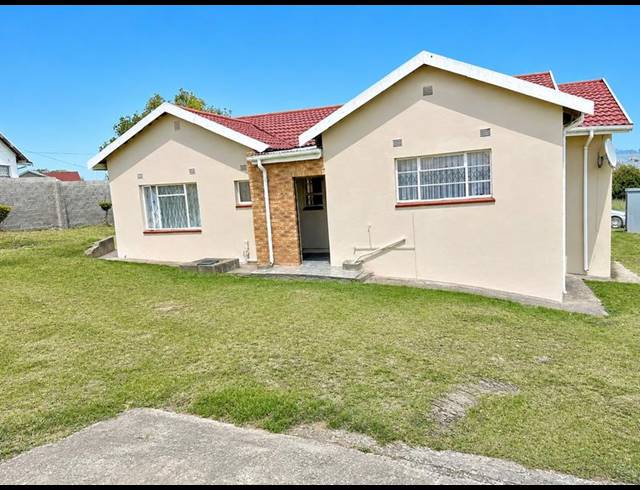 5 BEDROOM HOUSE FOR SALE IN SIDWADWA
